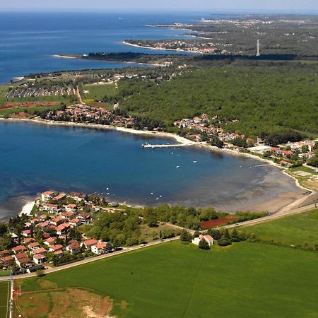 Apartments With A Parking Space Karigador, Novigrad - 2534 Exterior photo