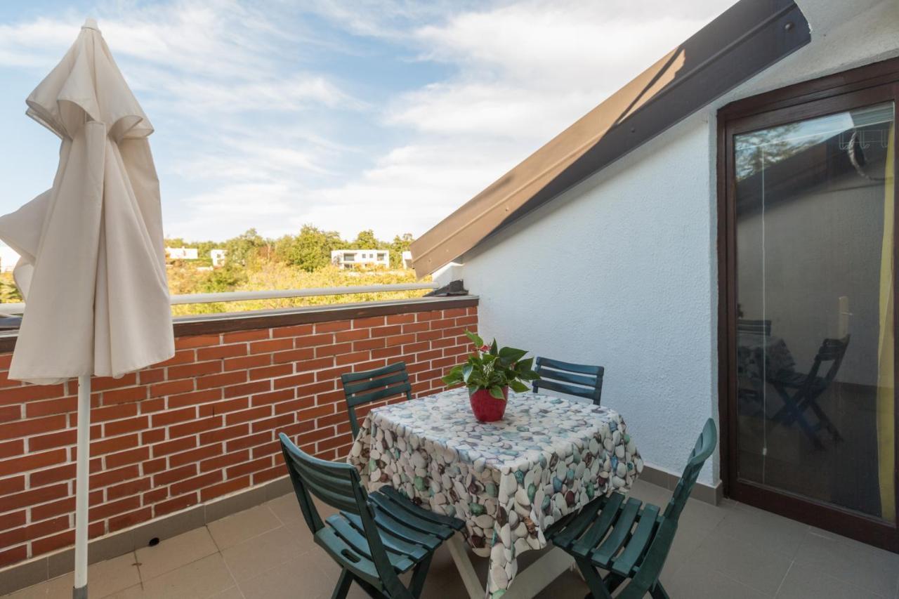 Apartments With A Parking Space Karigador, Novigrad - 2534 Exterior photo