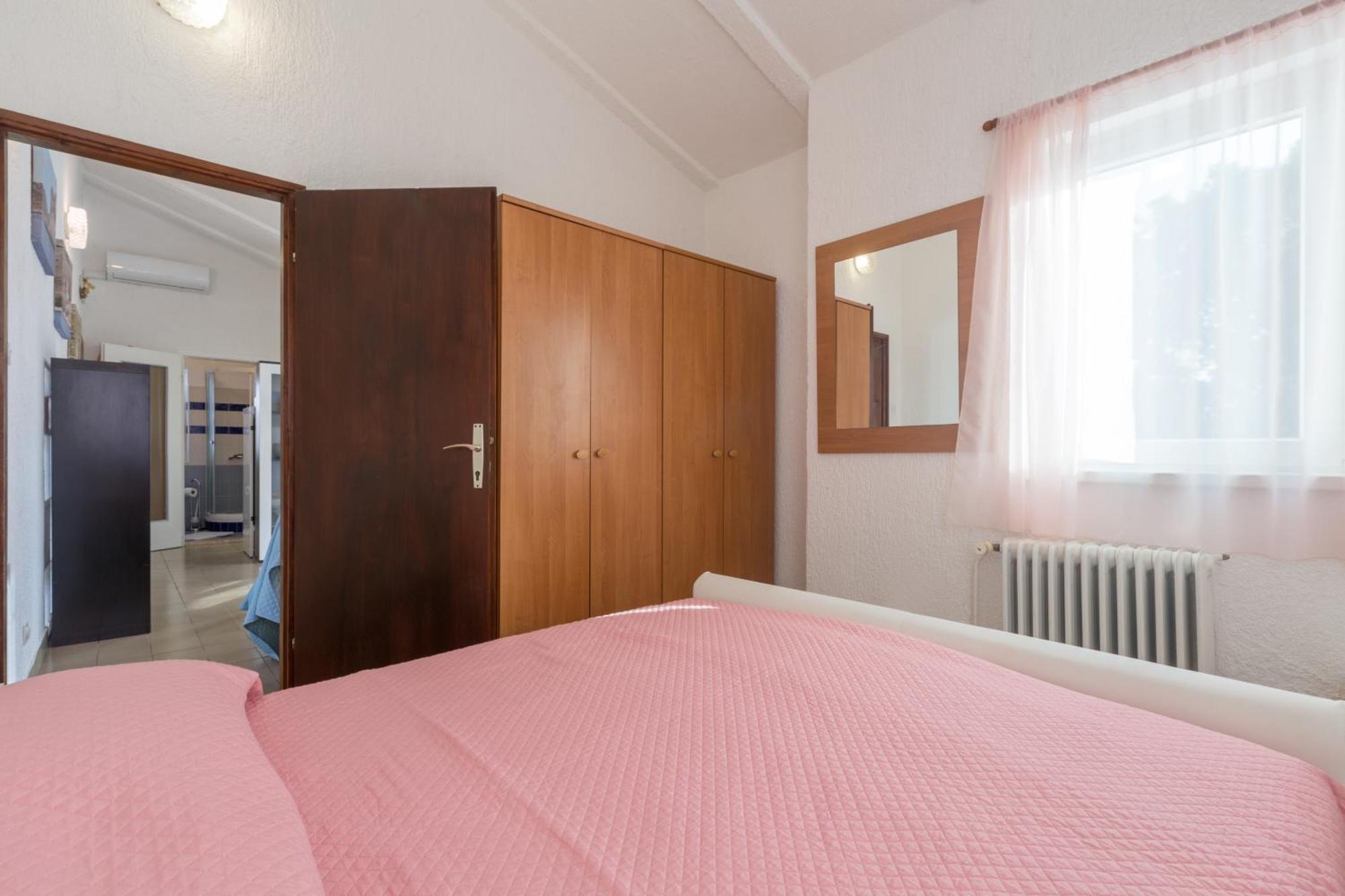 Apartments With A Parking Space Karigador, Novigrad - 2534 Room photo